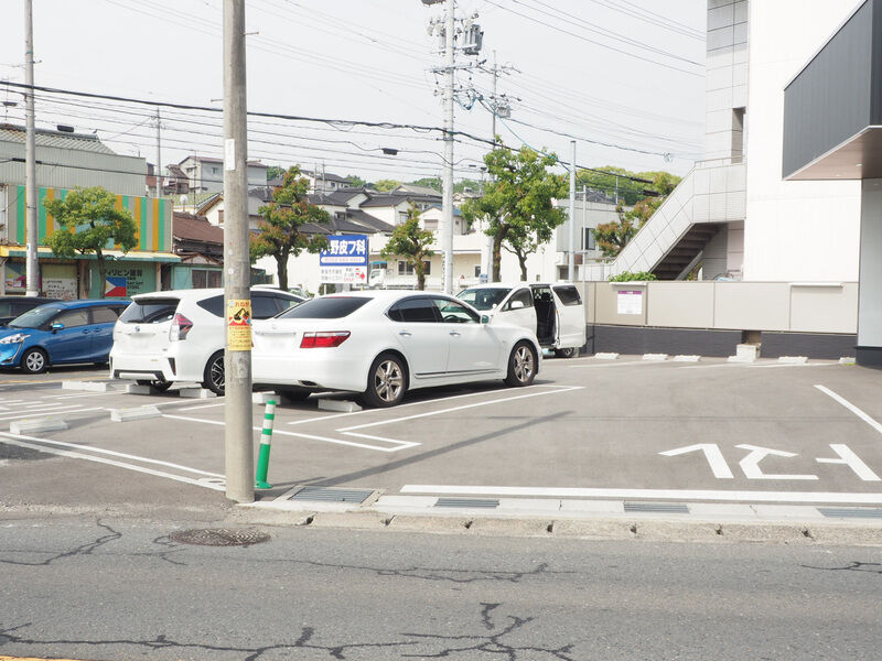 ティア東海中央 駐車場