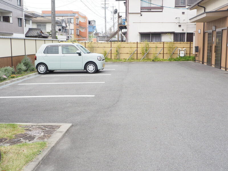 愛昇殿レクストの杜 福徳 駐車場
