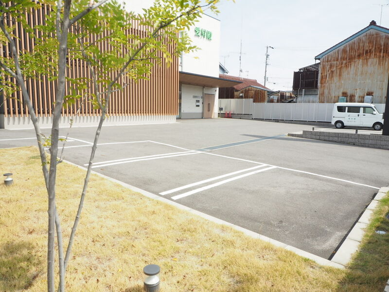 愛昇殿レクストの杜 道徳 駐車場