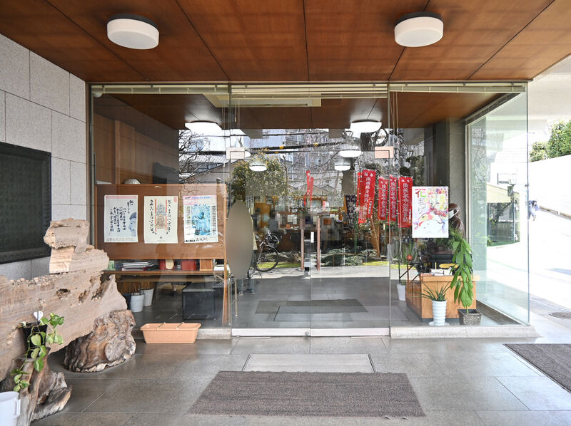 真成院　四谷霊廟 入口