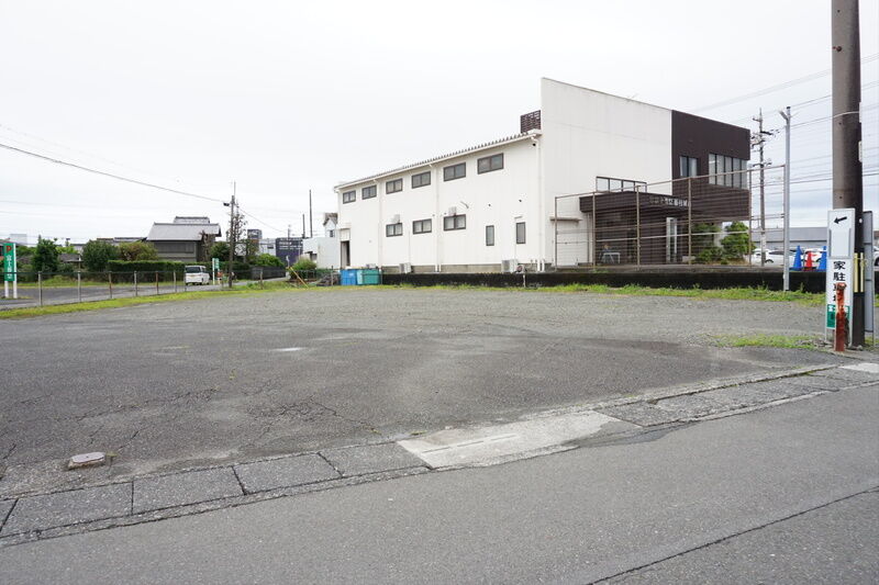 富士葬祭 藤枝城南 駐車場２