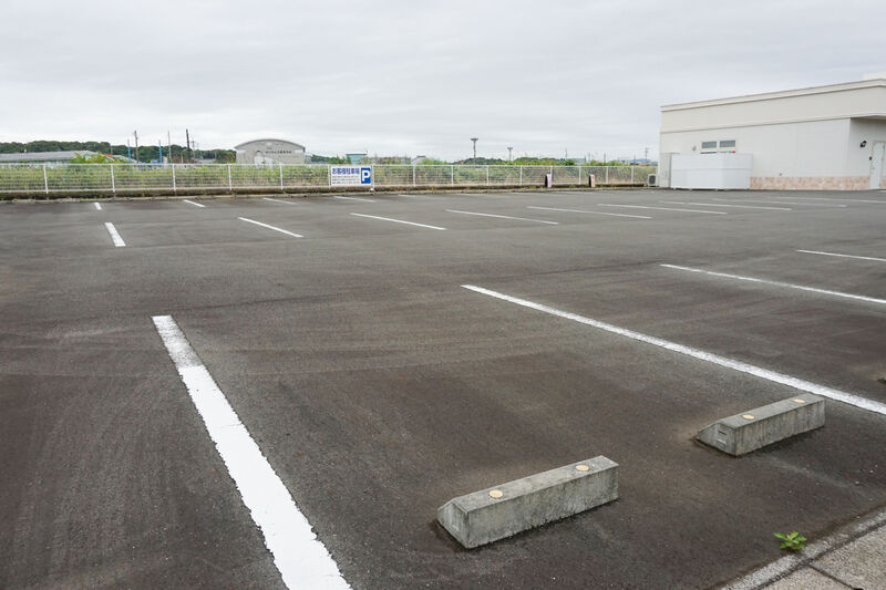 こすもすリビング吉田住吉 駐車場