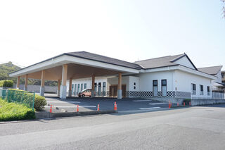 平安院桜堤
