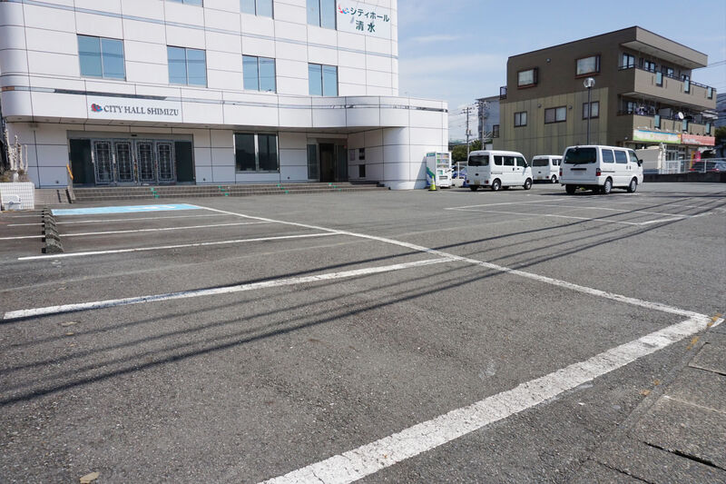 シティホール清水 駐車場