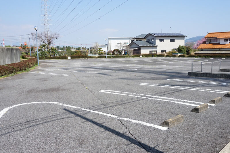 小山平安典礼会館 駐車場