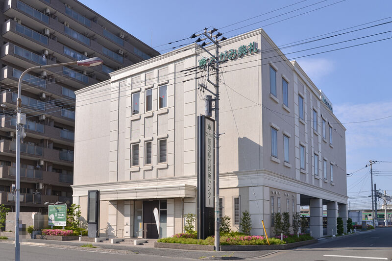 籠原駅前葬斎センター 外観３