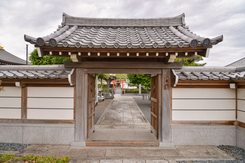 円通寺 入り口２