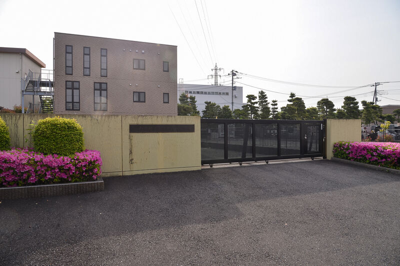 彩の都メモリアルパーク 入り口
