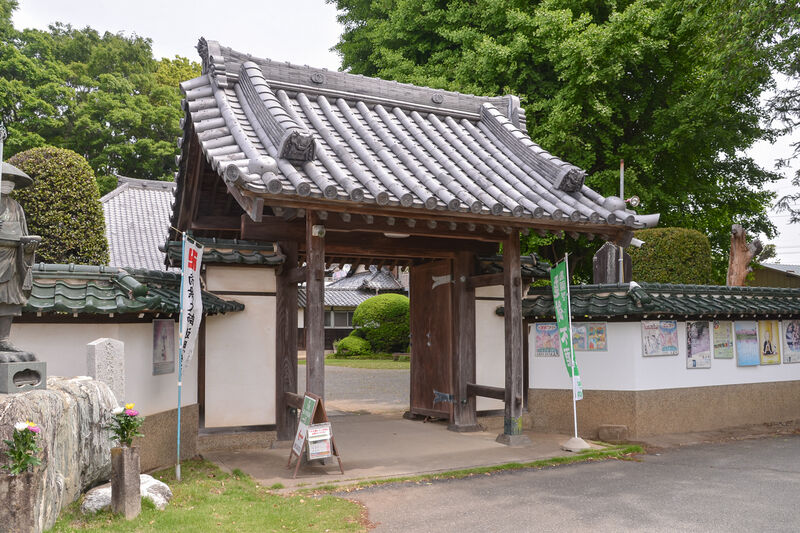 正蔵院 入り口２