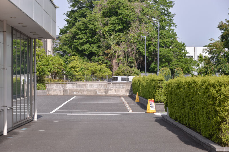 青葉メモリアルホール 駐車場