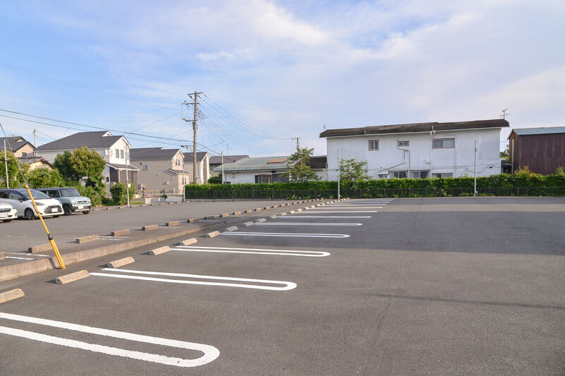 新御堂寺 駐車場