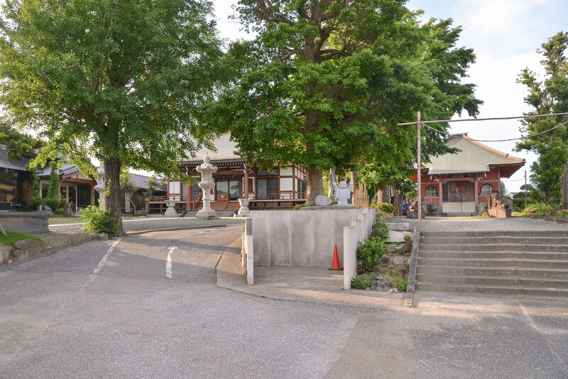新御堂寺 入り口