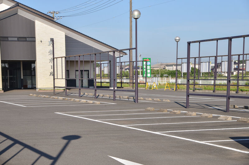 野栄ホール 駐車場