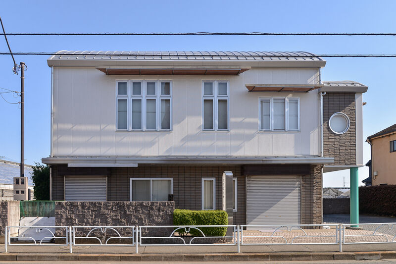 クラストホール 外観２