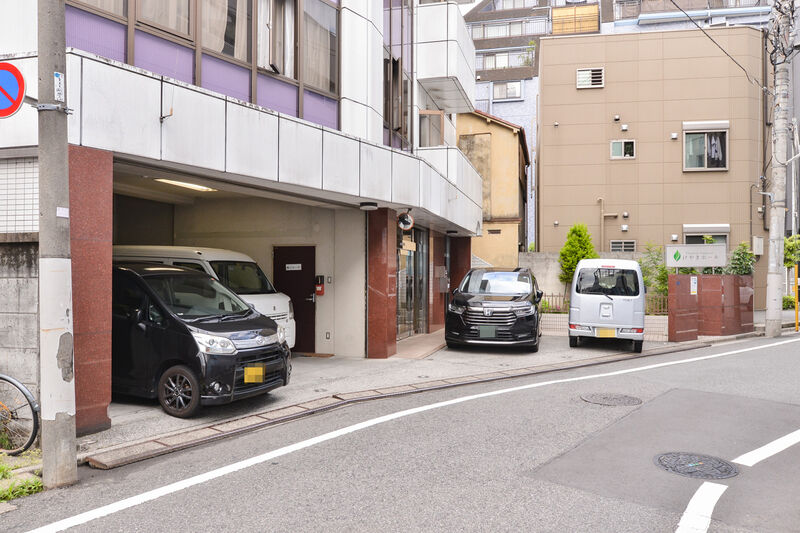 フラワーズサポートけやきホール 入り口