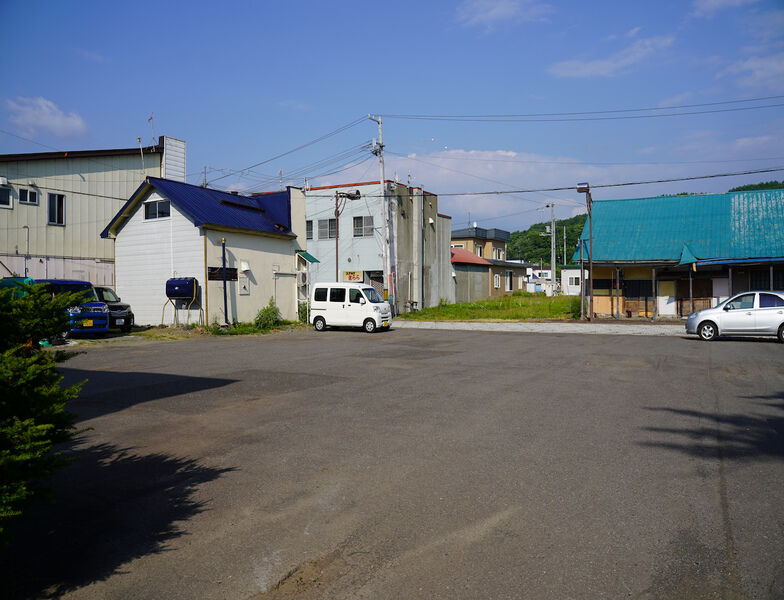 すずかぜホール 駐車場1