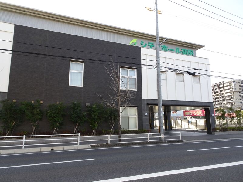 シティホール苅田 外観４