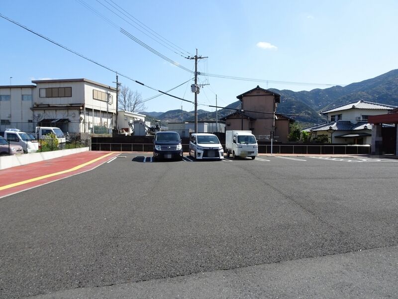 やすらぎ会館 八幡斎場 駐車場３