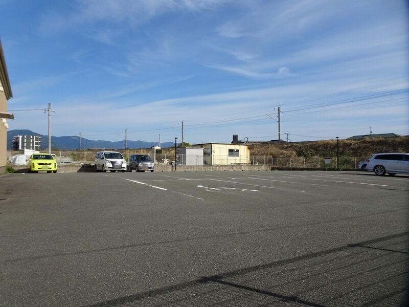ユアホール粕屋 駐車場３
