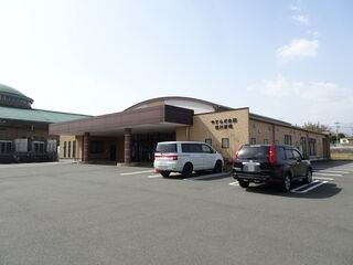 やすらぎ会館桂川斎場