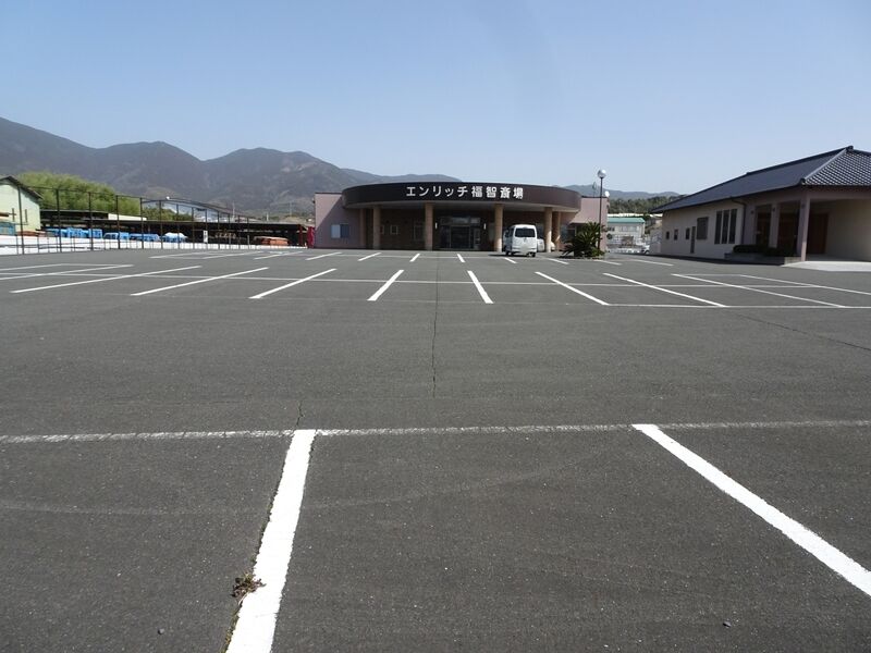 エンリッチ福智斎場 駐車場１
