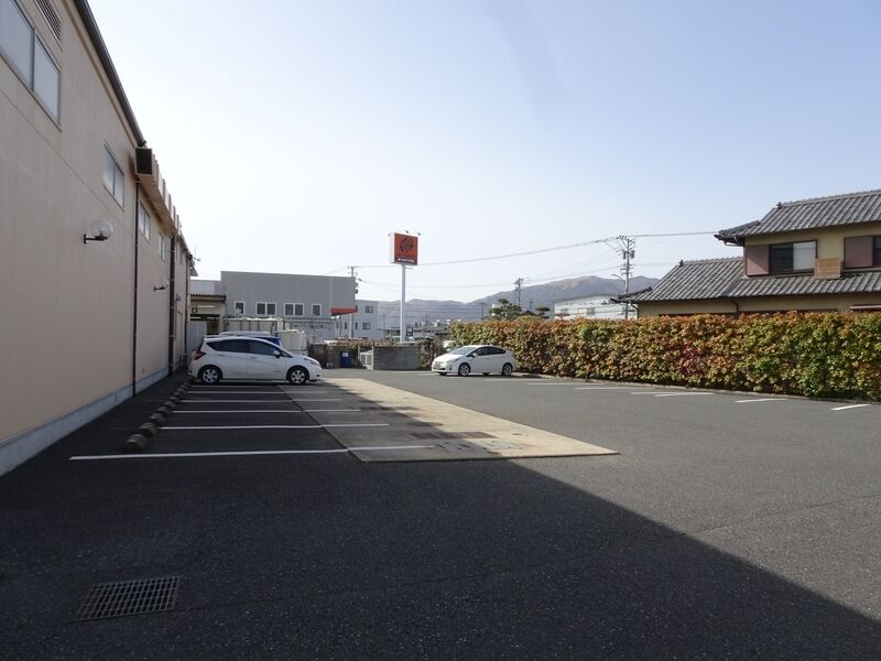 ゆくはし三礼庵 駐車場２