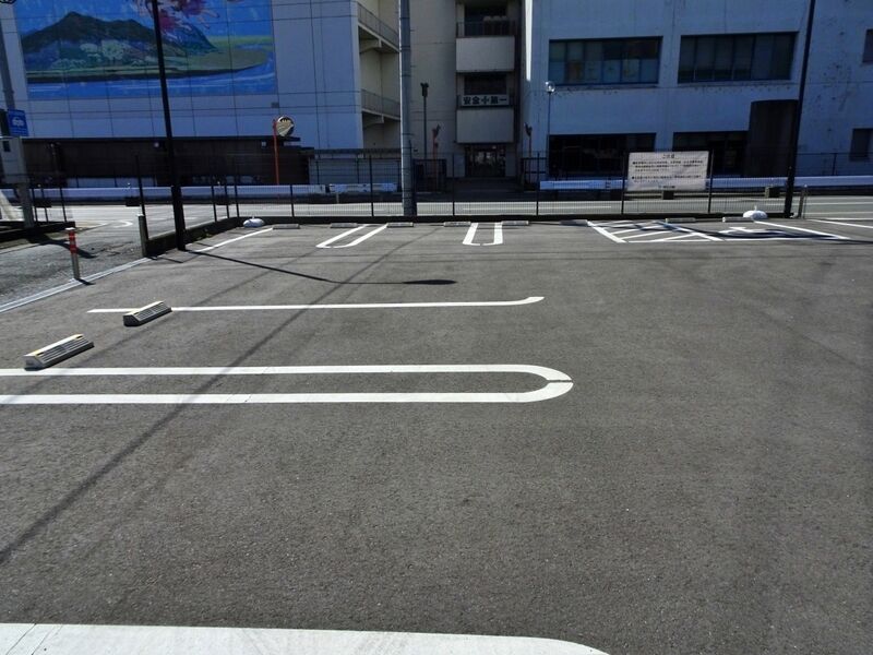 久留米典礼会館 駐車場１