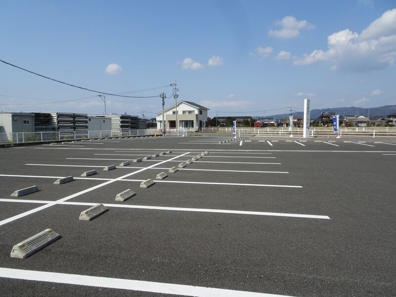 八女祭礼ホール 駐車場２