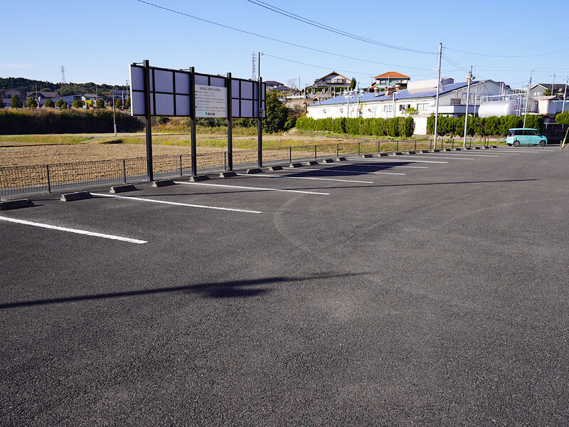波佐見典礼会館 駐車場2
