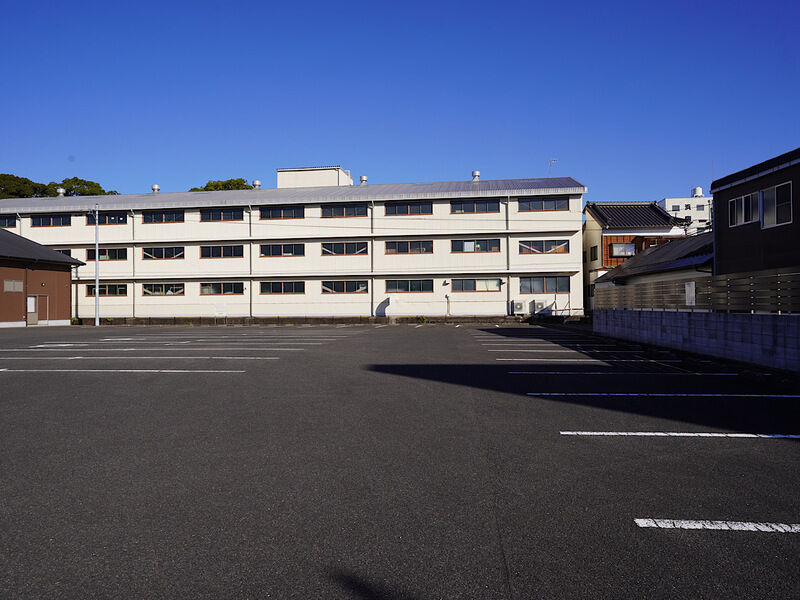 波佐見典礼会館 駐車場1