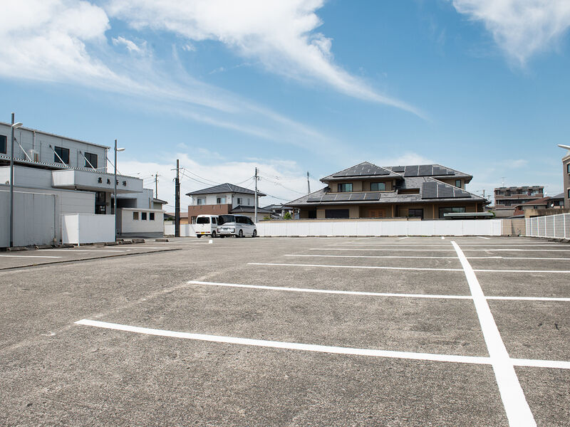 嘉島斎場 駐車場