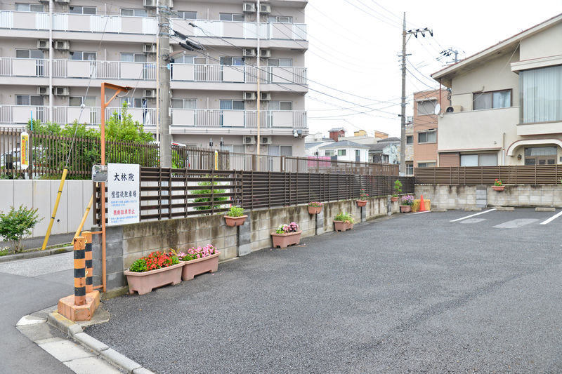 大林院 駐車場1