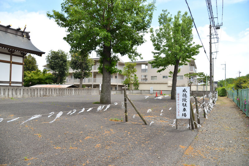 威徳院明月会館 駐車場1