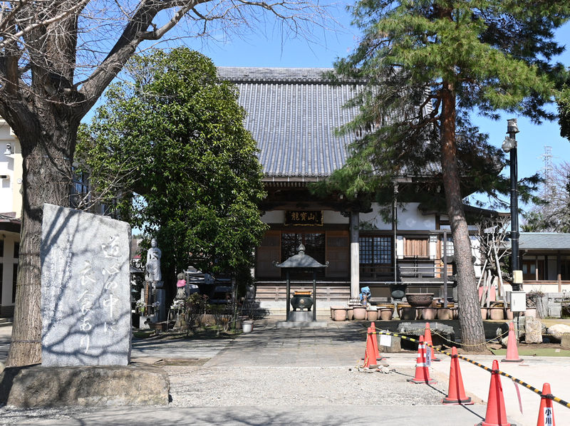 知行院 本堂