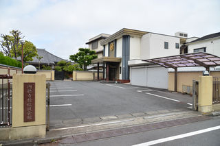 円徳寺 赤門会館