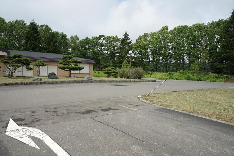 早来斎場 駐車場