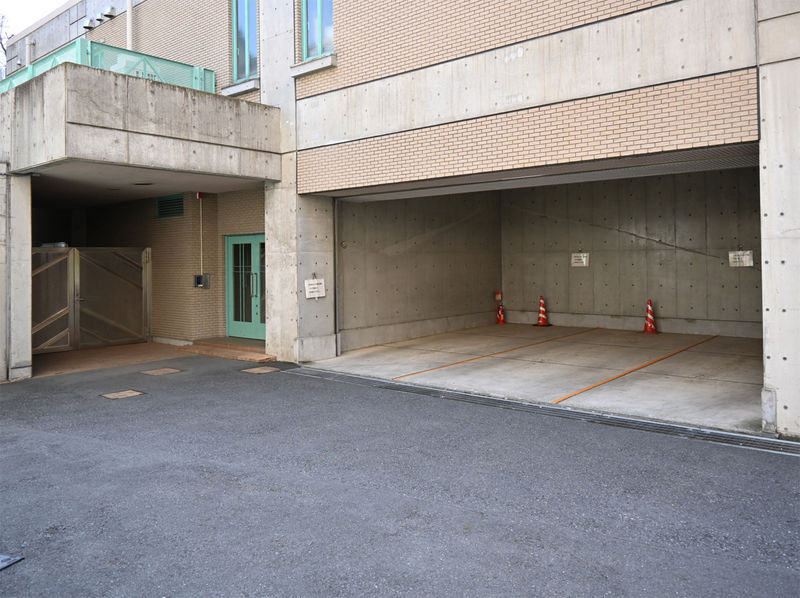 落合第一地域センター 駐車場