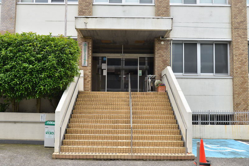 西久保コミュニティセンター 入口1