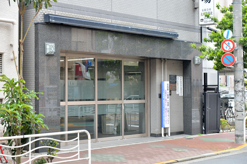 大坪斎場 入口1