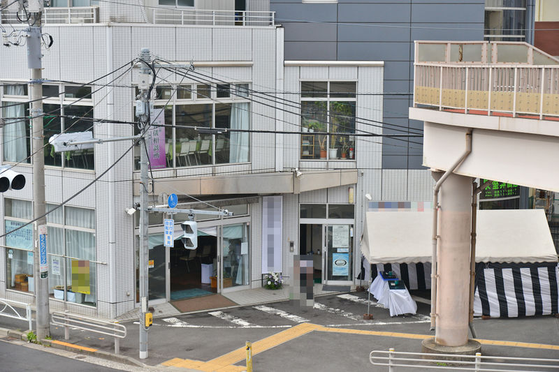 泉屋葬儀店式場 入口1