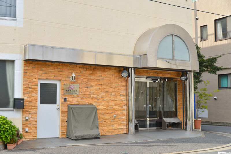 鹿倉商店第二斎場 入口1