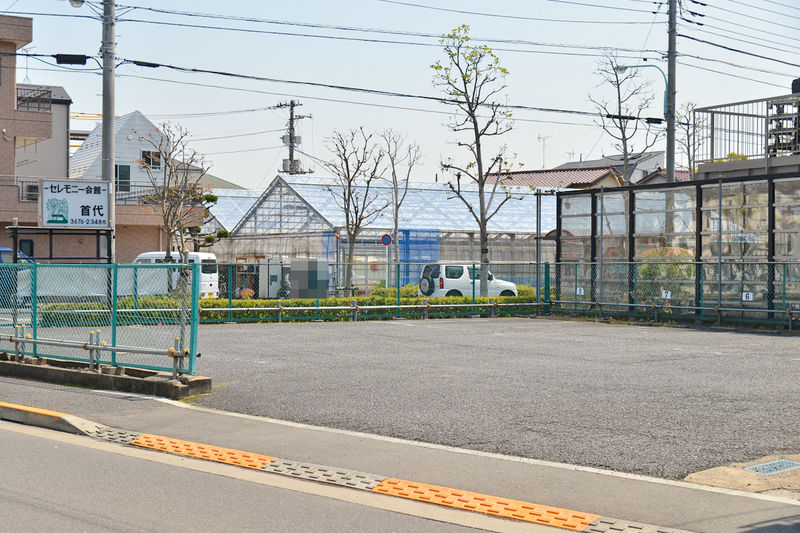 セレモニー会館首代 駐車場1