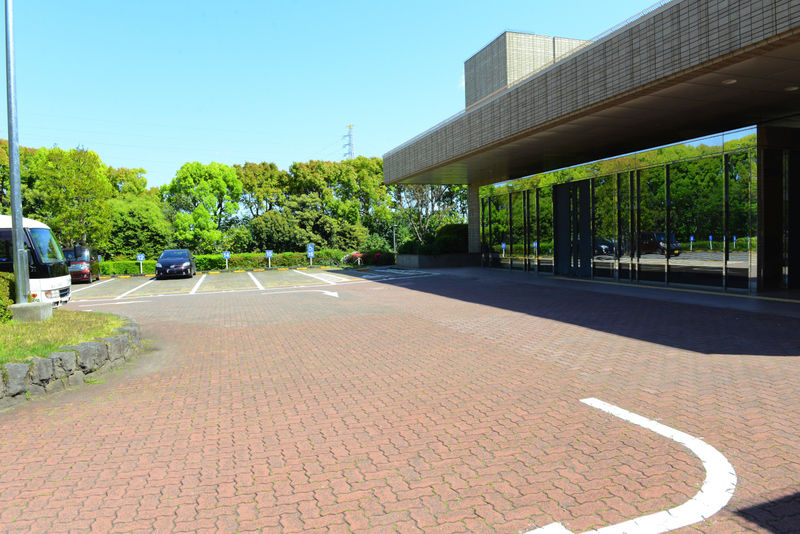戸塚斎場 駐車場