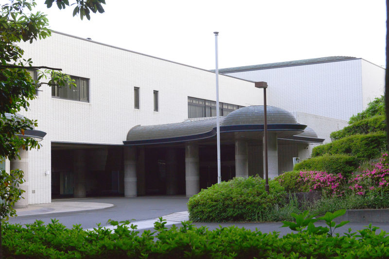 横須賀市立中央斎場 外観1