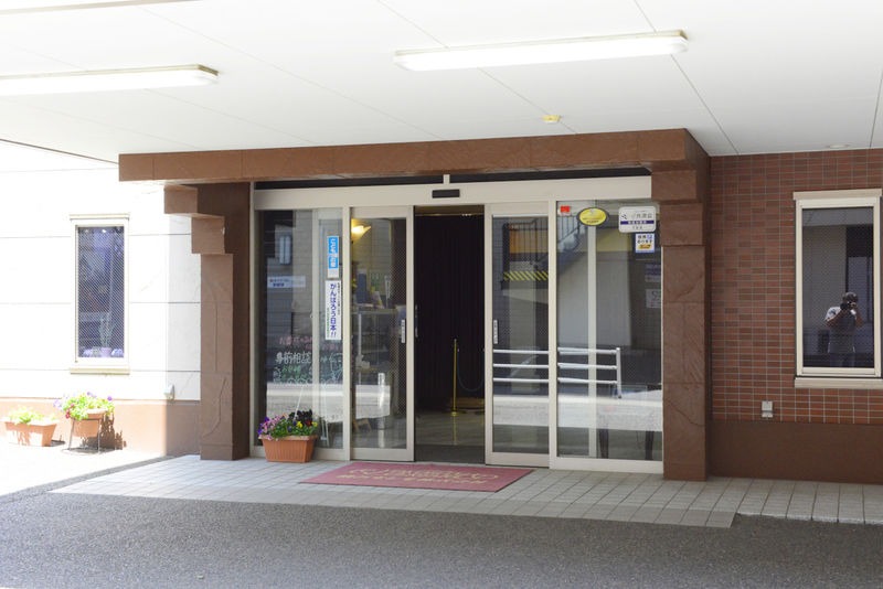 セレモホール金沢文庫 入り口