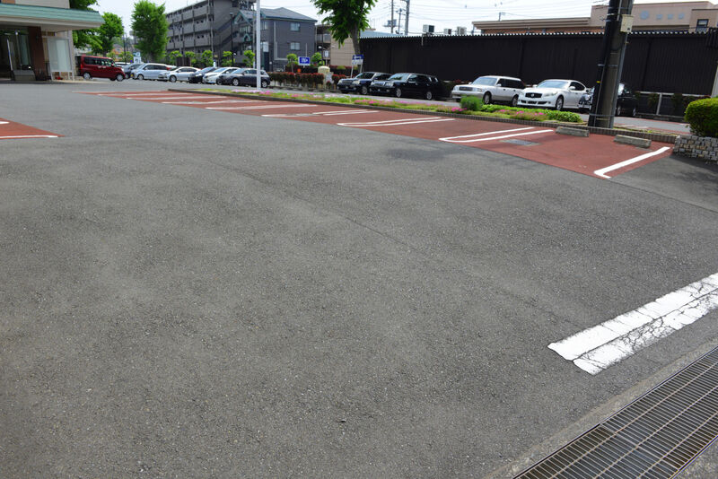 サン・ライフ 相模斎場 駐車場