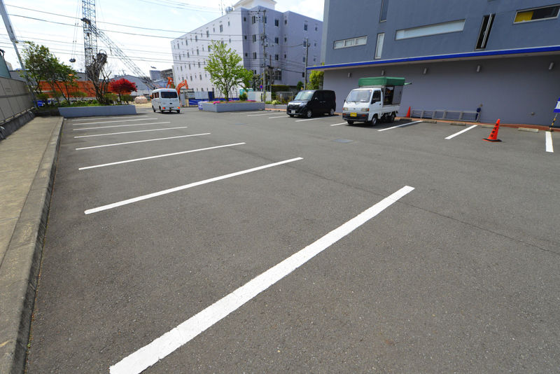小さな森の家　北新横浜ノースホール 駐車場1