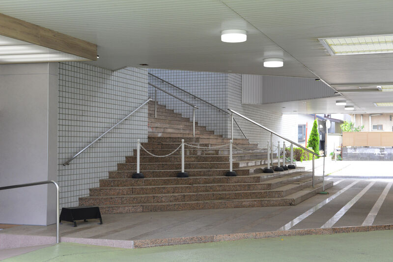 サン・ライフ 相模原会館 入り口