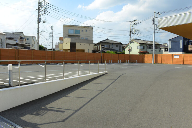 サン・ライフ ファミリーホール湘南海岸 駐車場
