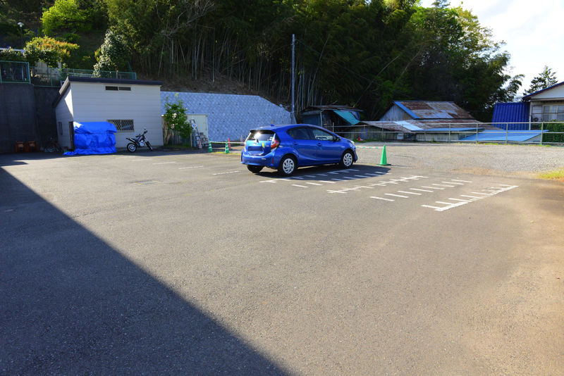 徳恩寺 あおば浄苑 駐車場